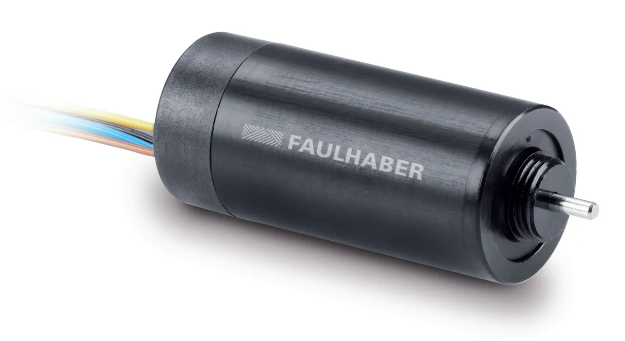 Bild 4: Kompakte Antriebslösung: der büstenlose DC-Servomotor ist bei 12 mm Durchmesser lediglich 25 mm lang und liefert ein Drehmoment von 2,6 mNm. (Quelle: FAULHABER)